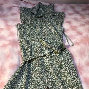 cute monteau green dress size s